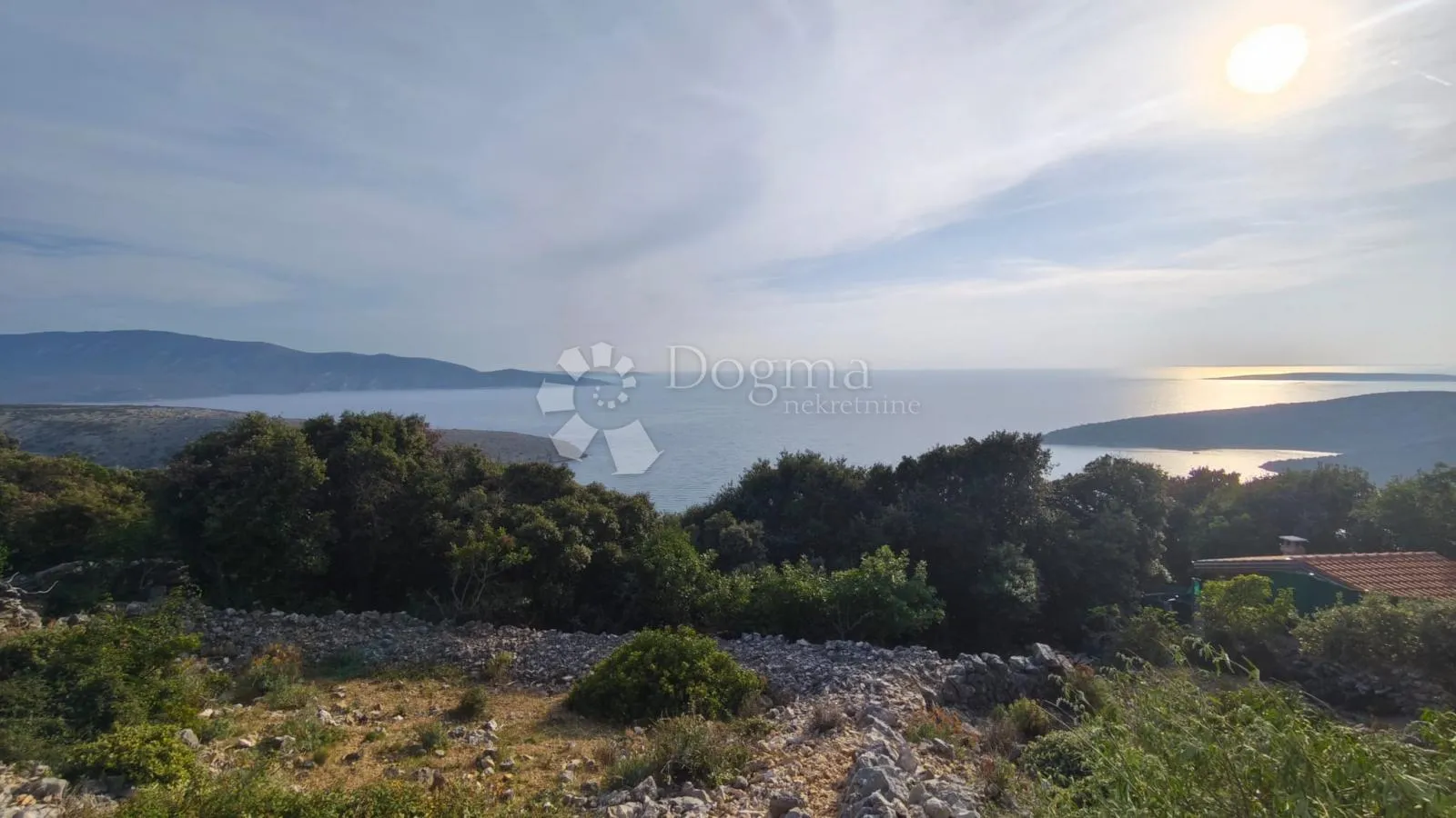 cres, ustrine, građevinsko zemljište s pogledom na more - slika 2