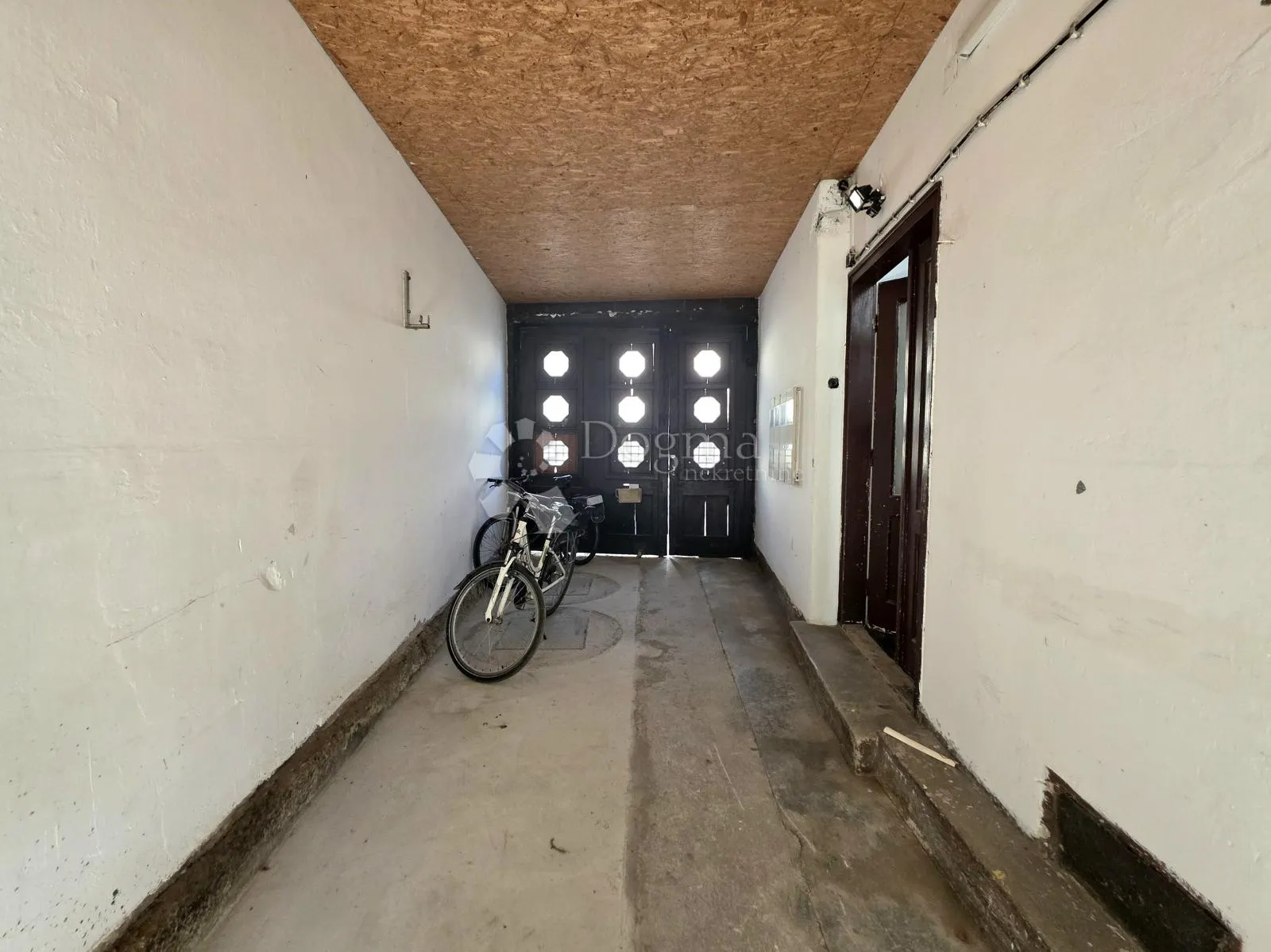 prodaja, stan, nkp 163m² s garažom i terasom, ivanić-grad, centar - slika 21