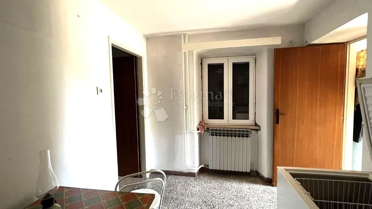 prostrana kuća za adaptaciju sa pogledom na kvarner! - slika 6