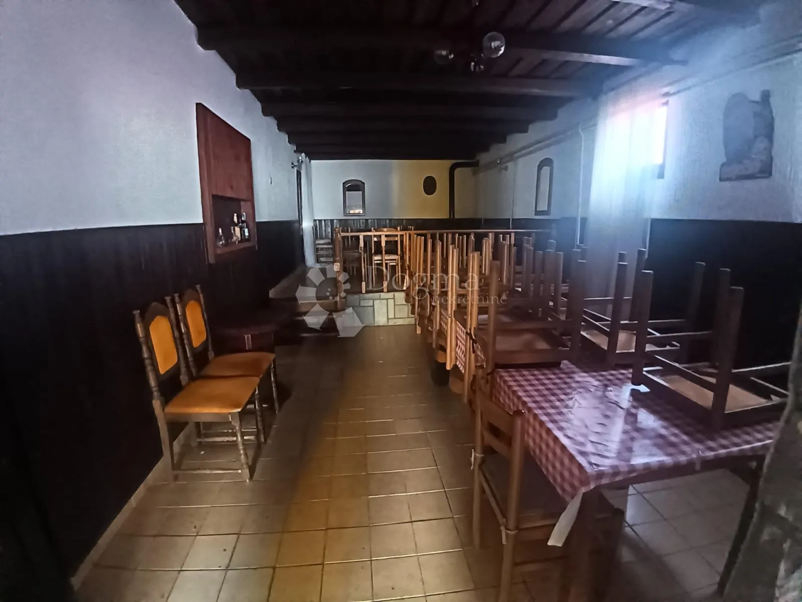 poslovno-stambena kuća s lokalom, novi senkovac - slika 10