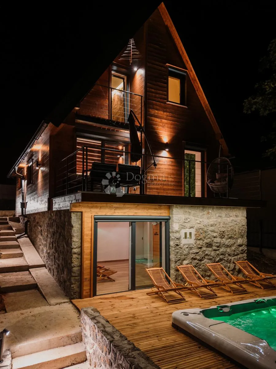 villa u srcu prirode - slika 35