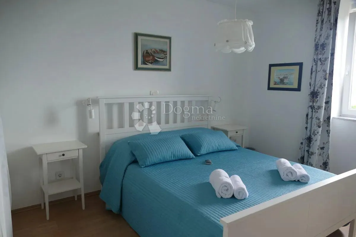 mediteranska kuća u nizu sa pogledom na more! barbat - slika 5