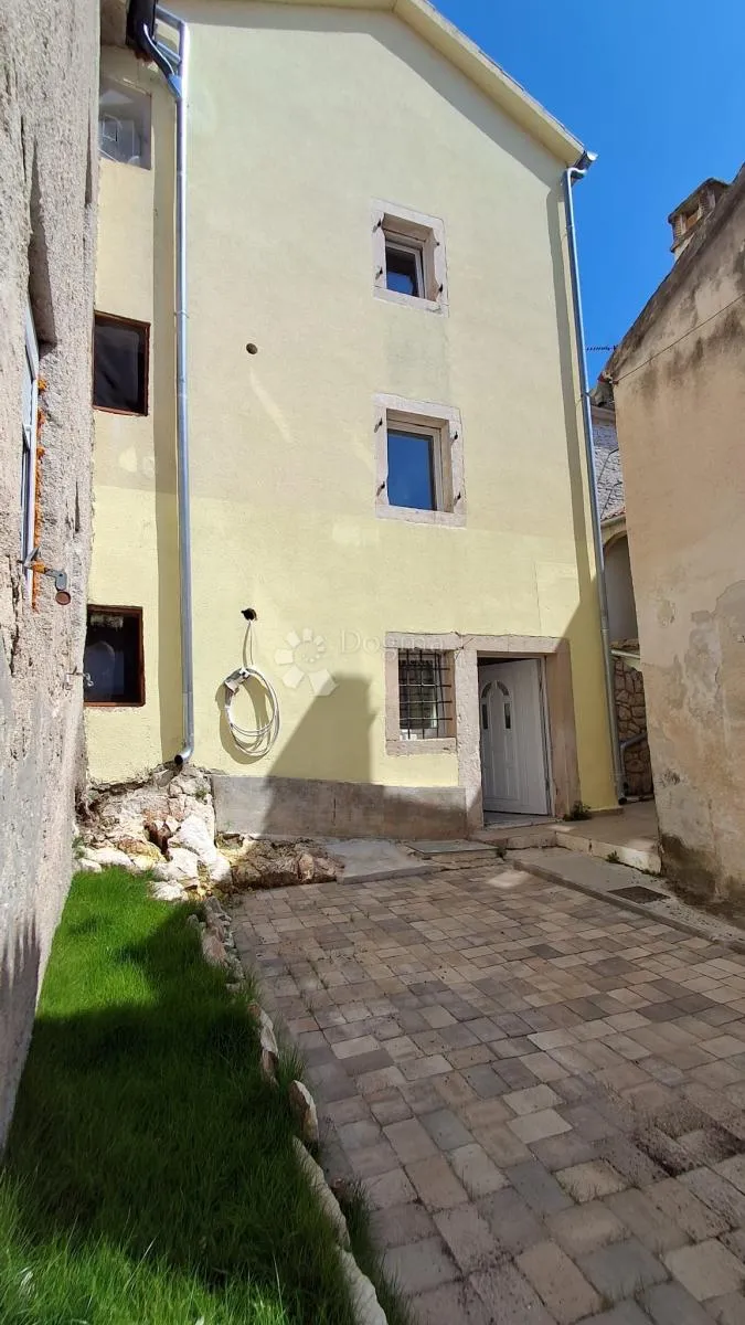 hitna prodaja- kuća medulin centar - slika 2
