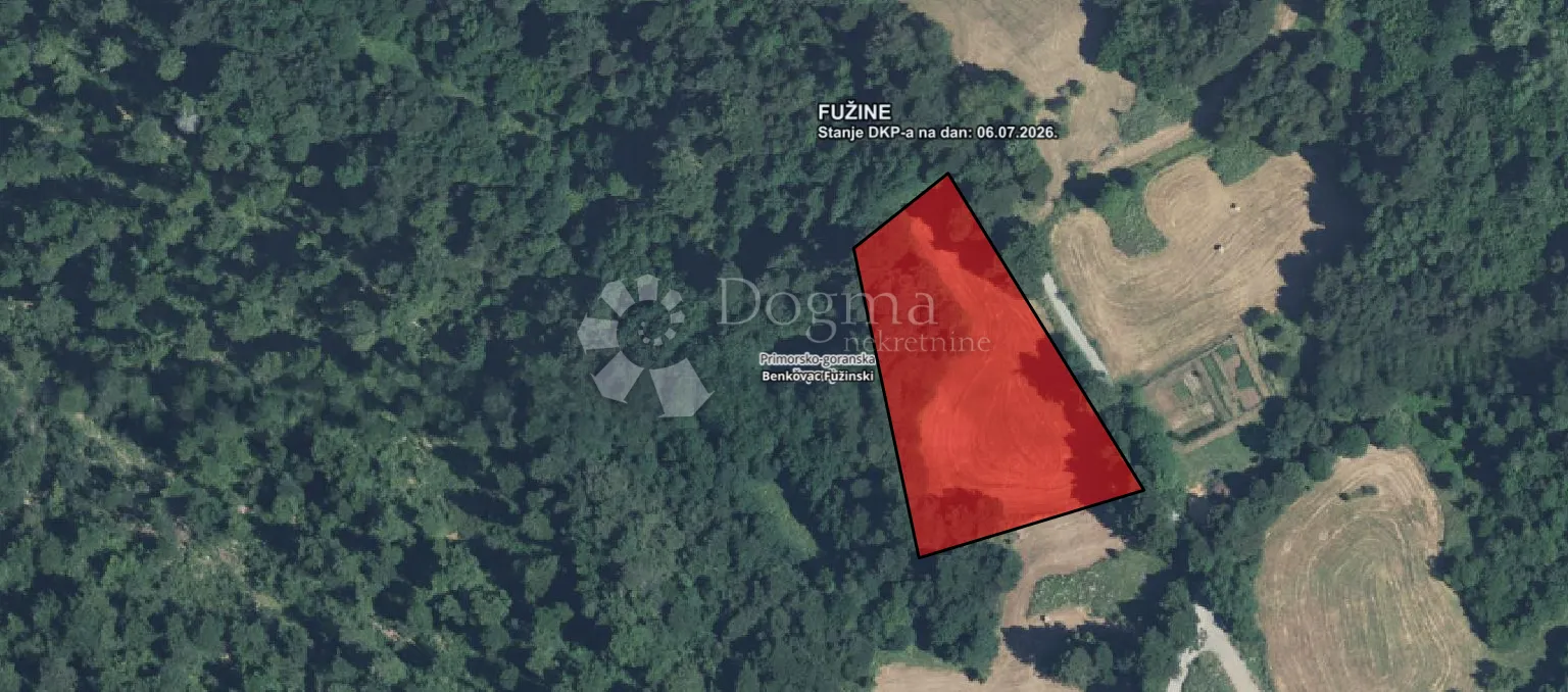 Benkovac Fužinski, Fužine 4880m2