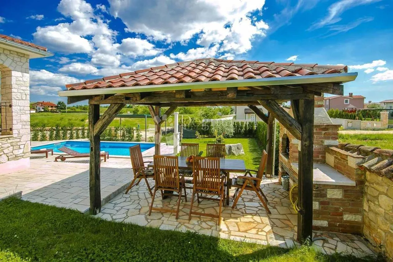 poreč, okolica, prekrasna vila sa bazenom - slika 3