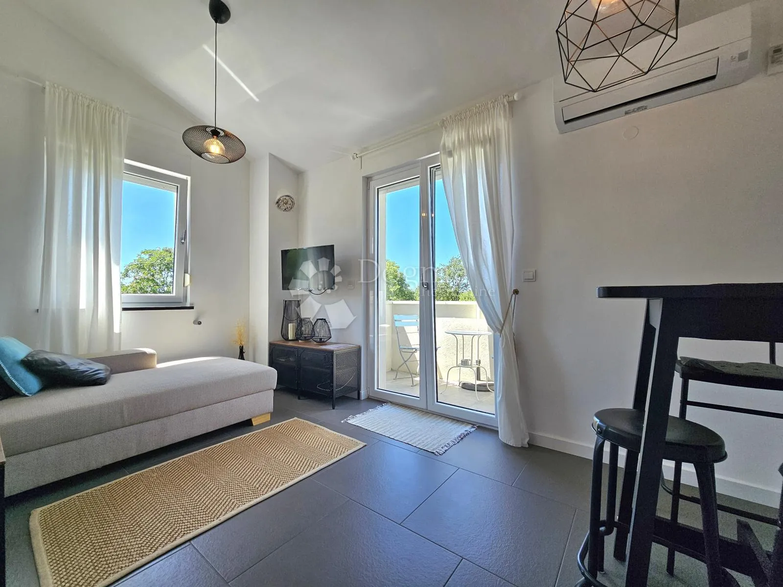 apartmanska kuća (4 jedinice) spremna za turizam - slika 23