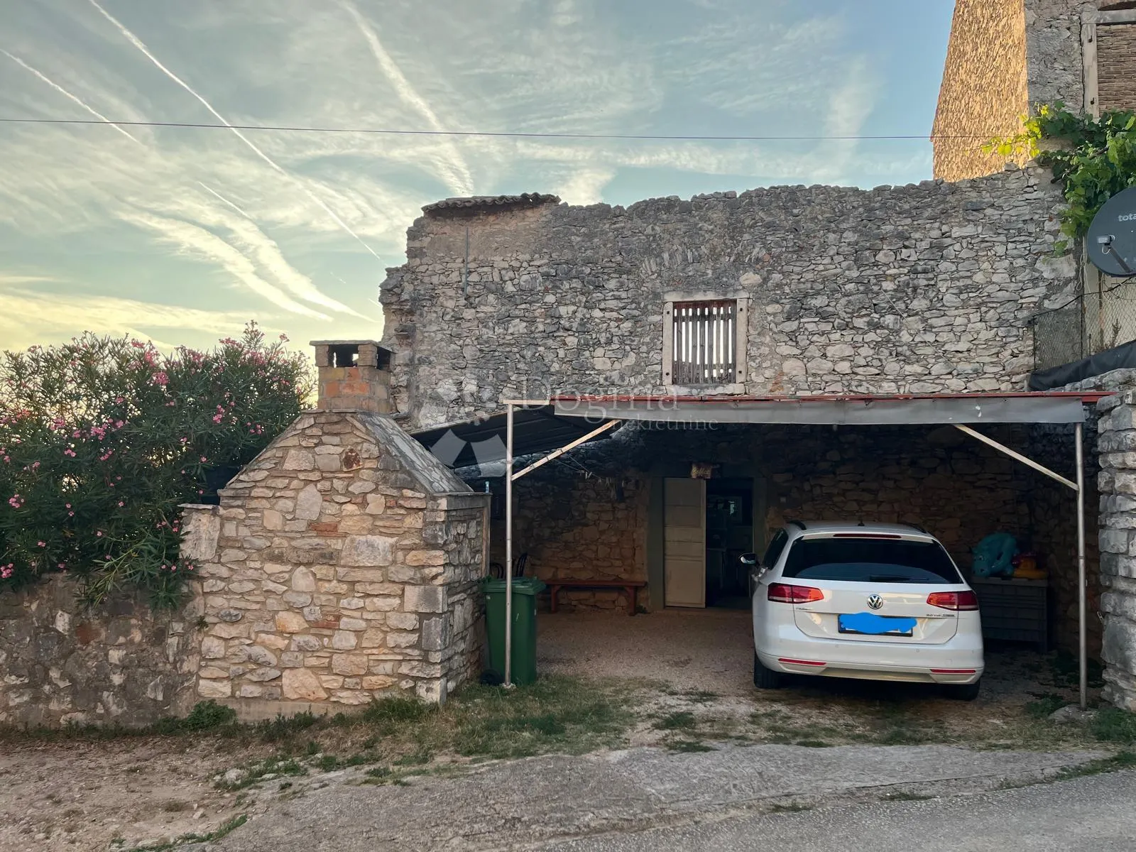 prilika – centar brtonigle, 84 m², mogućnost gradnje 2 kata - slika 4