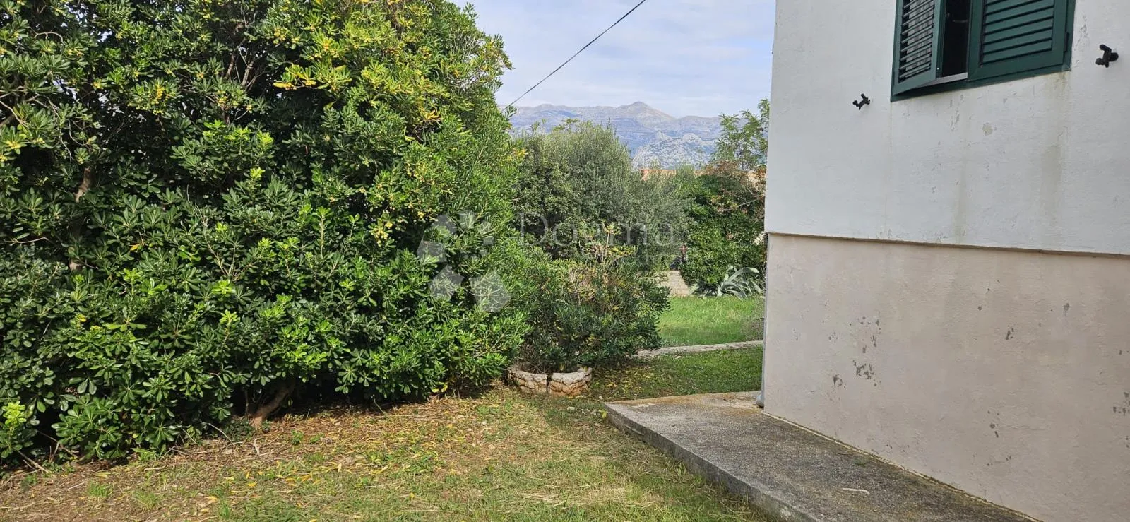 vinjerac, kuća s velikom okućnicom - slika 9