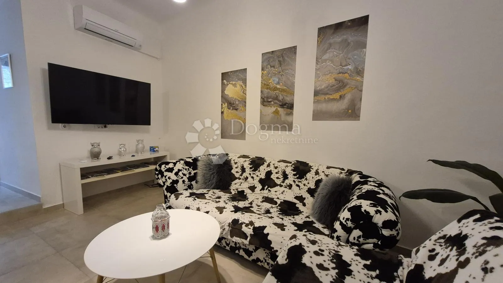 stan blizu ekonomskog fakulteta u puli, površina 79,38 m2 sa uporabnom dozvolom - slika 10