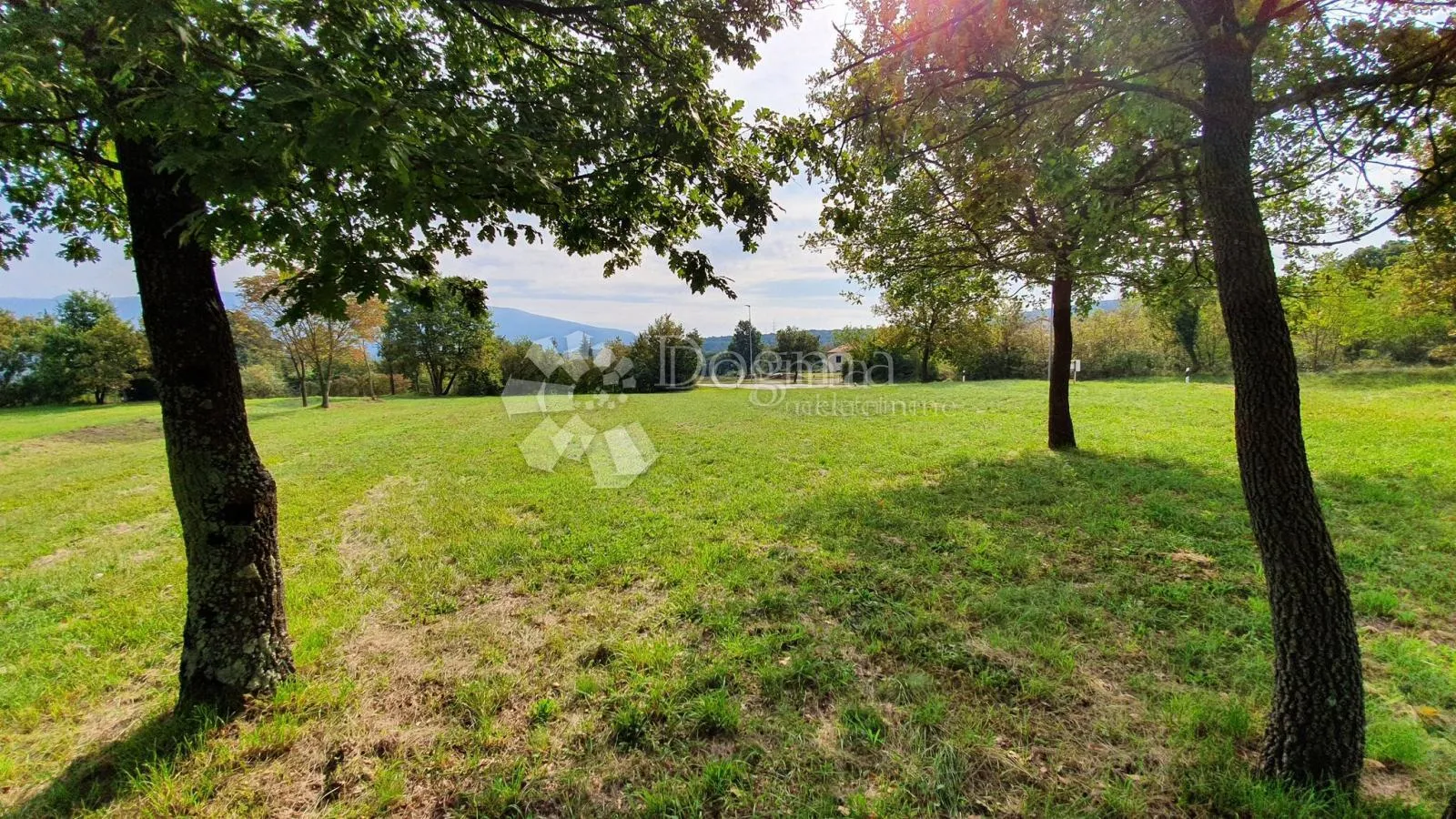 labin,okolica,atraktivno građevinsko zemljište - slika 2