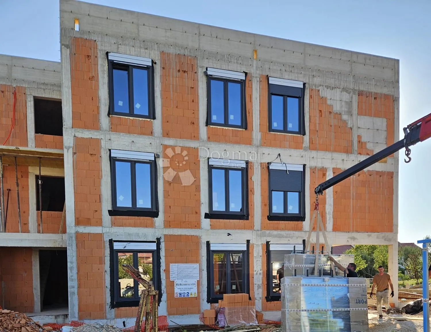 ekskluzivni penthouse uz more, terasa 120 m² - slika 13