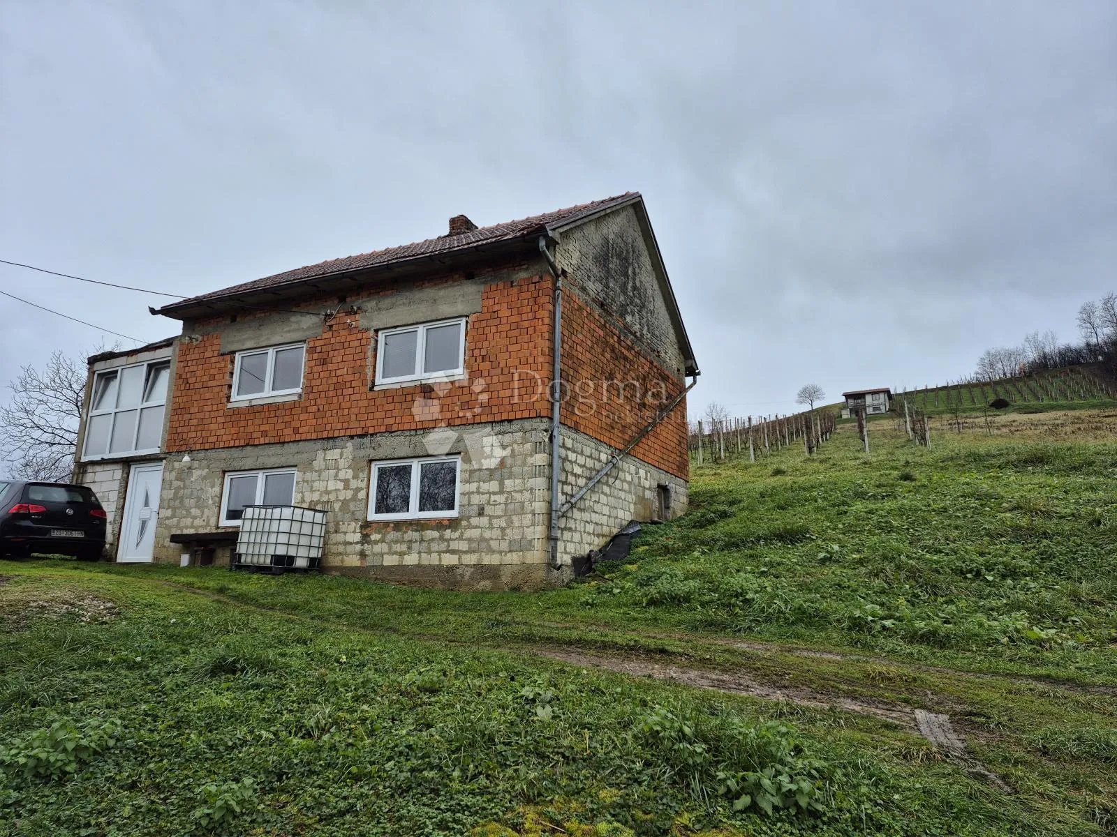 prostrana kuća s više od 10.000m² zemljišta u gornjoj pačetini - slika 7