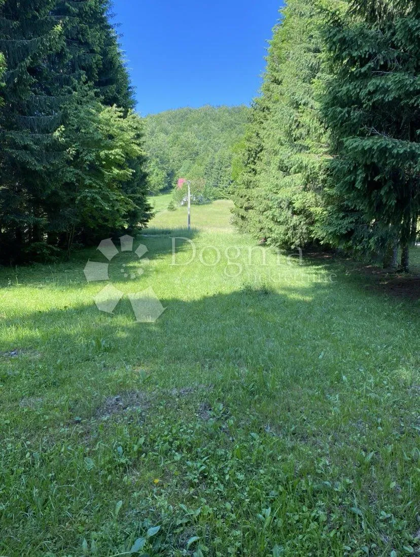 delnice, petehovac građevinsko zemljište 896 m2 - slika 2