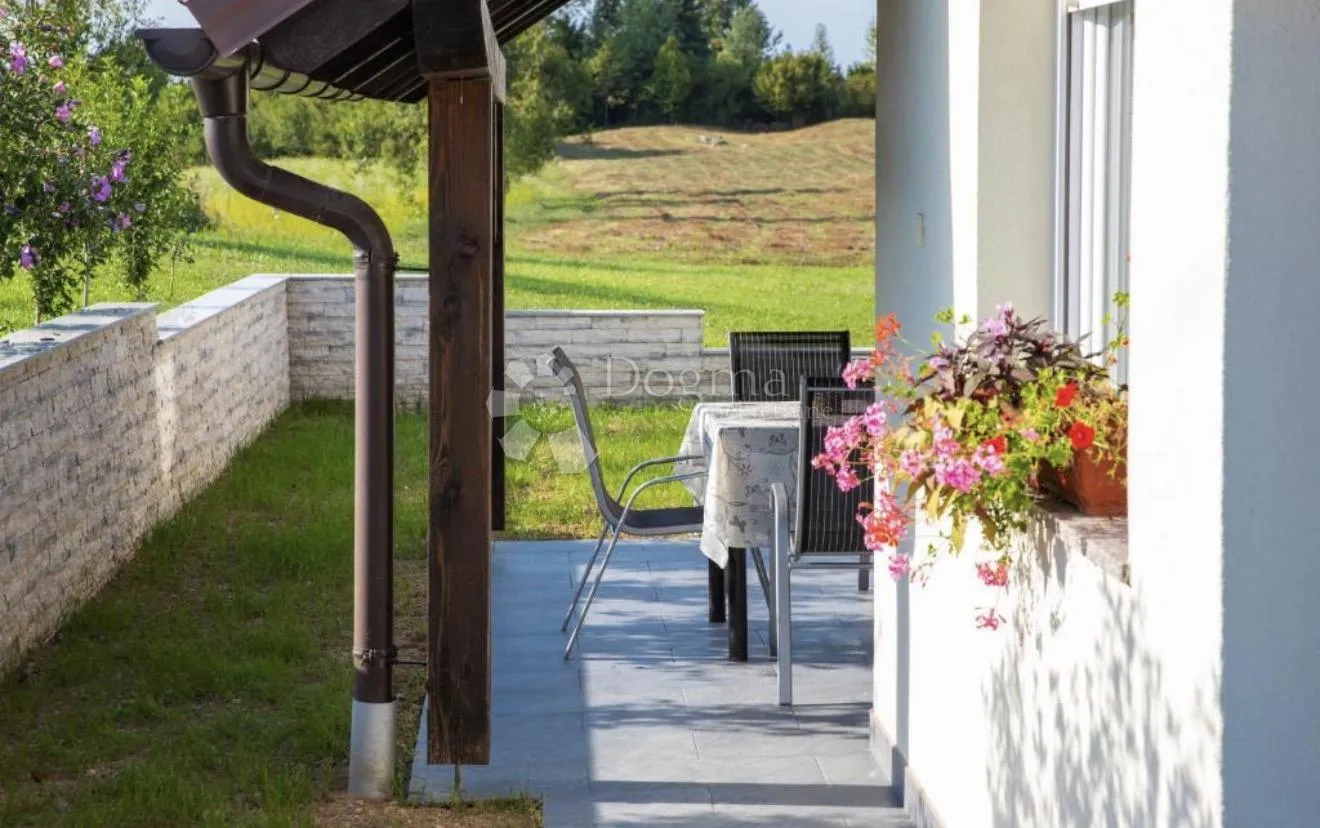 idilična kuća sa 4 apartmana u blizini plitvičkih jezera - slika 48