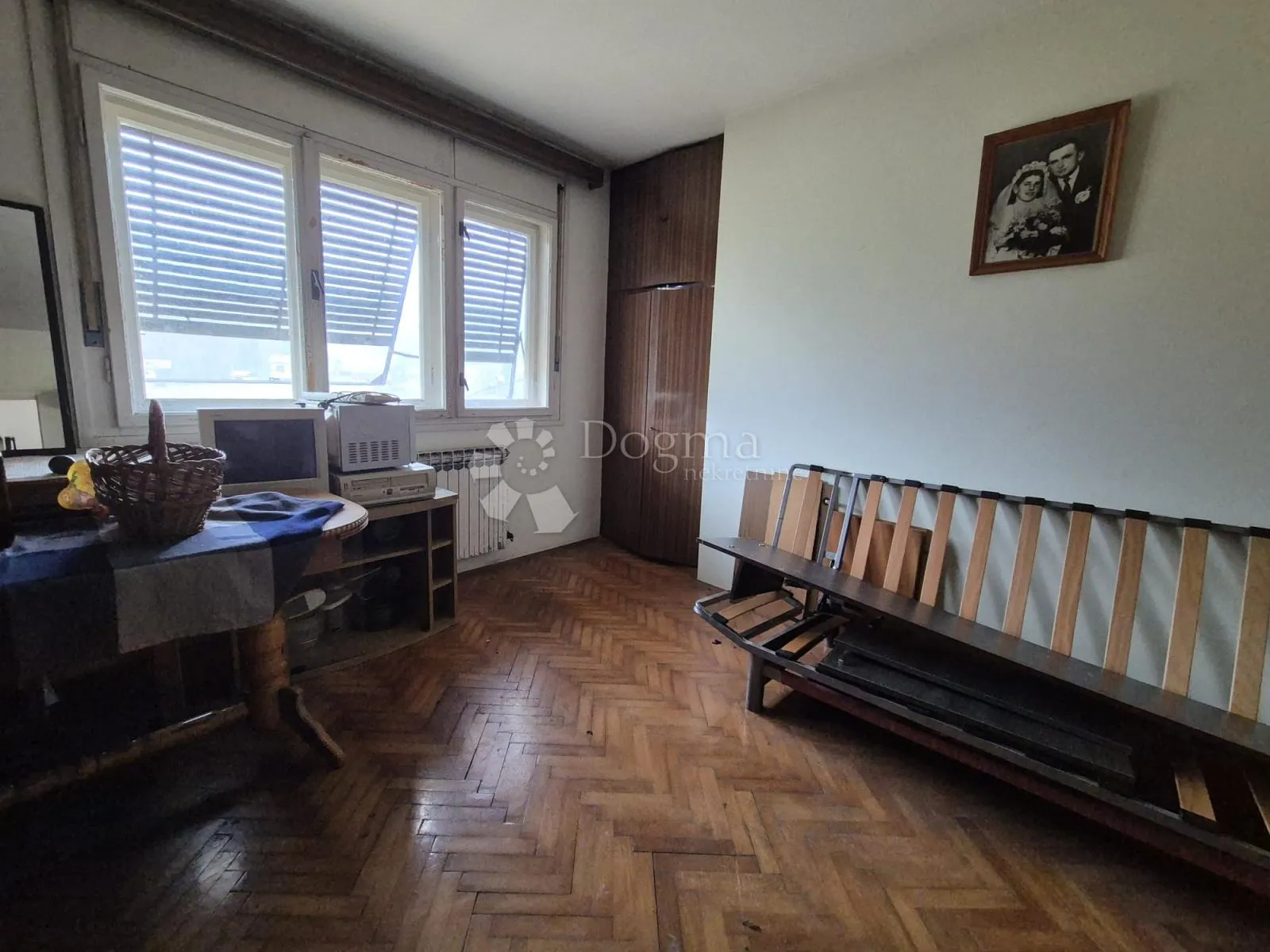 seosko imanje sa kućom trokatnicom i 25.194m² zemljišta! - slika 2