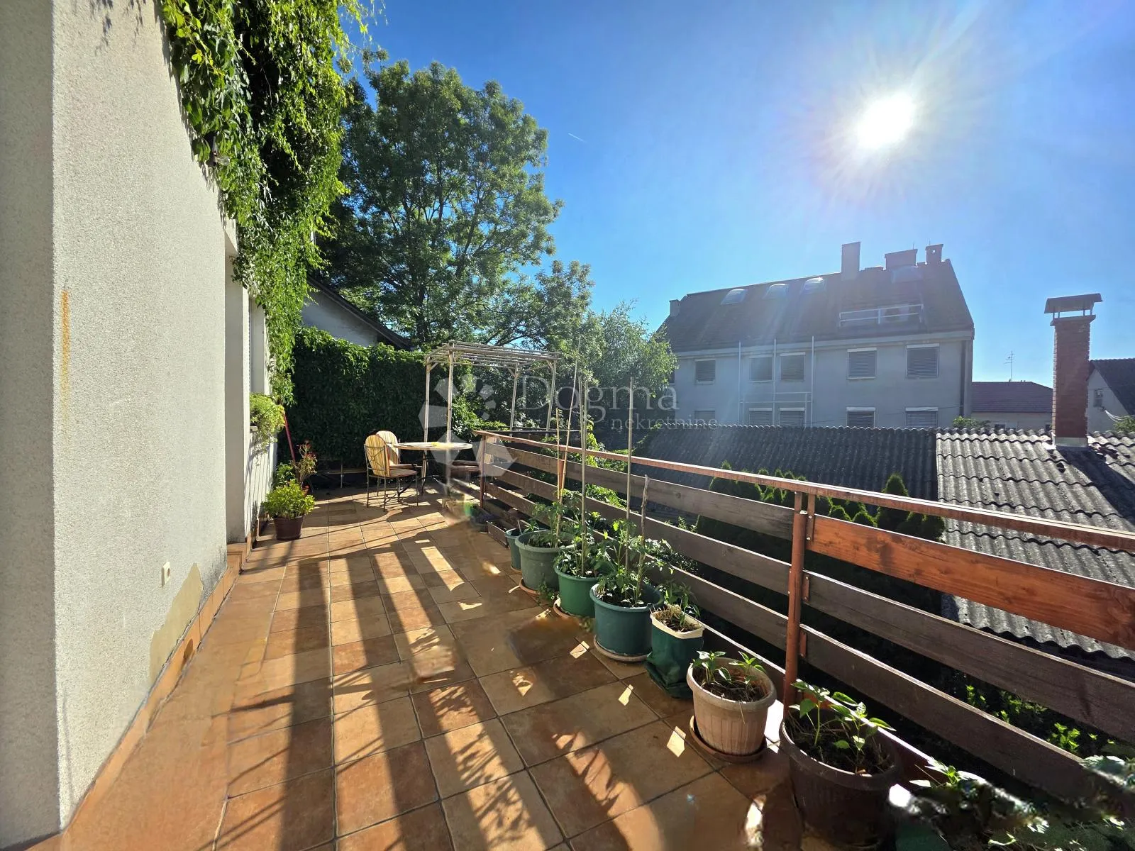prodaja, stan, nkp 163m² s garažom i terasom, ivanić-grad, centar - slika 7