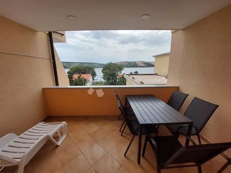 apartman s pogledom na more! - slika 1