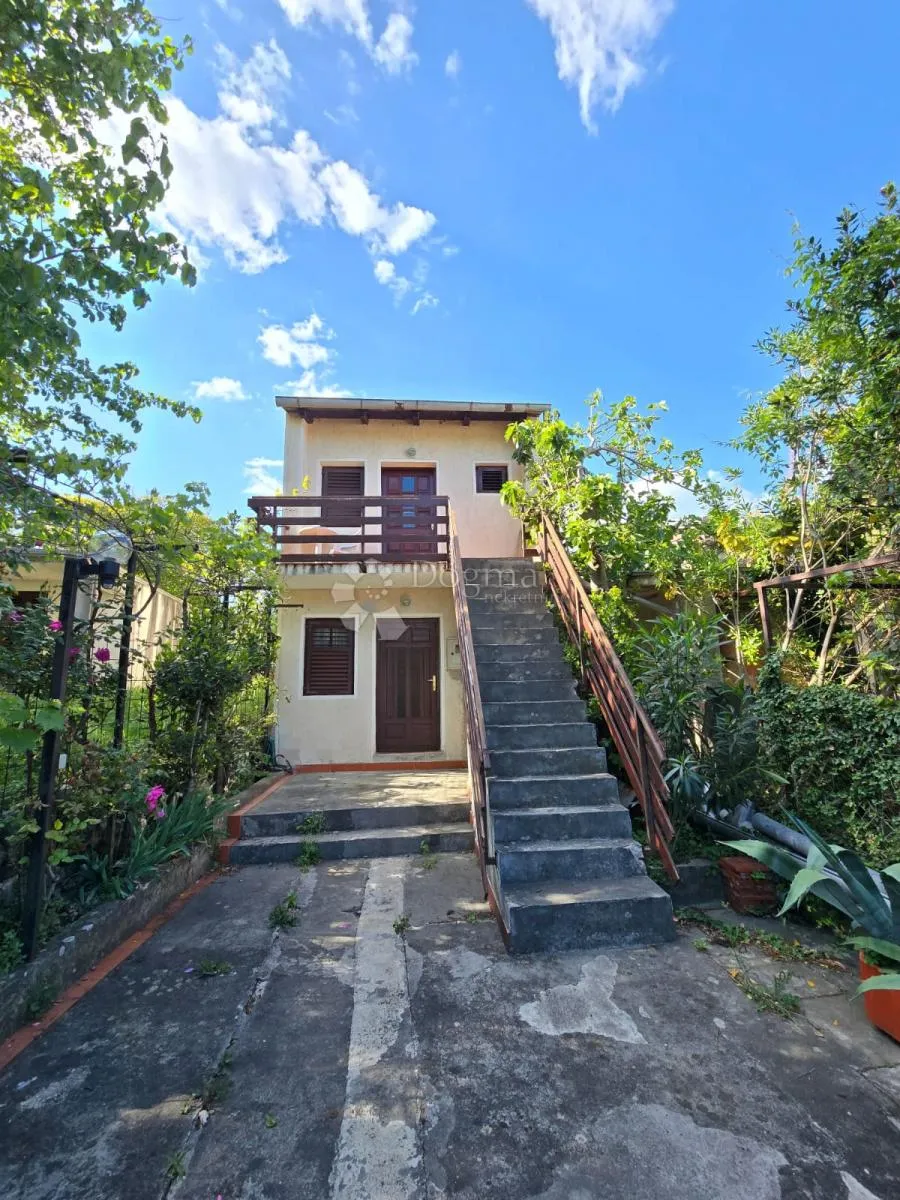 apartman sa okućnicom-baška - slika 1