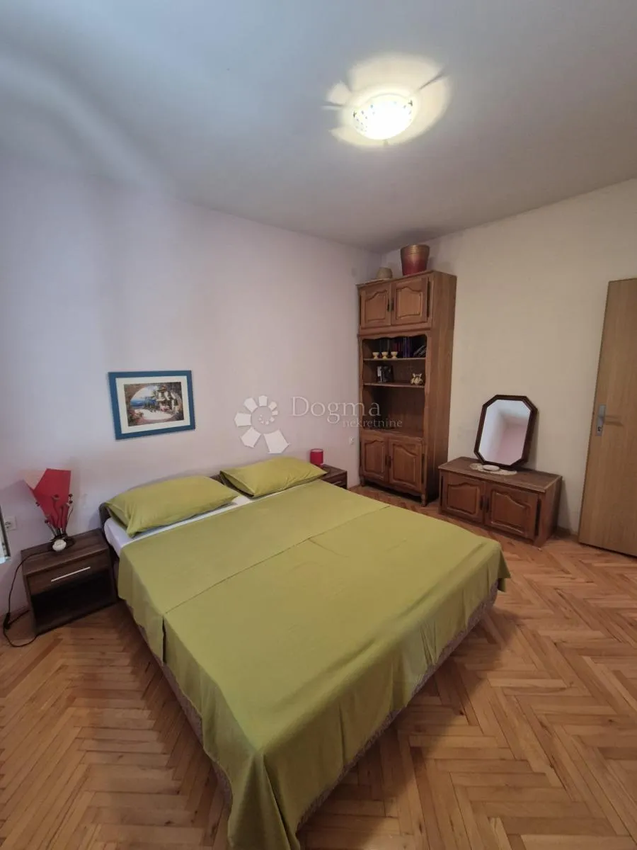 prostrana apartmanska kuća sa panoramskim pogledom na more - slika 34