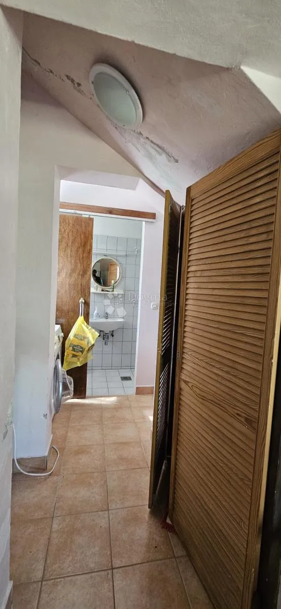 kuća + zemljište, 1. red uz more, ekskluzivna lokacija! - slika 23