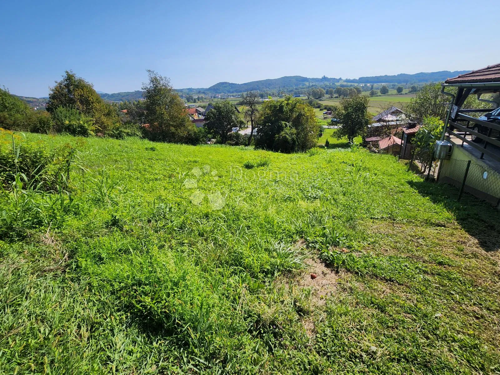 građevinsko zemljište 560m² nadomak sv. križa začretja! - slika 9