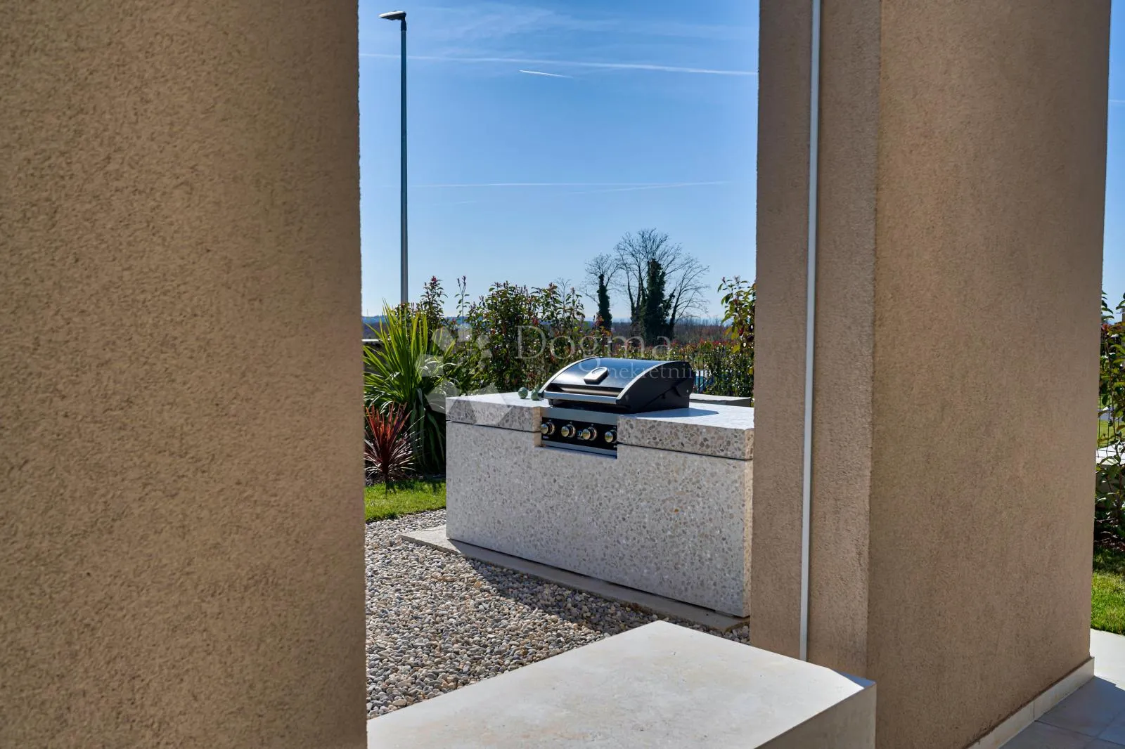 ekskluzivna smart home vila, kompletno opremljena, s otvorenim pogledom - slika 34