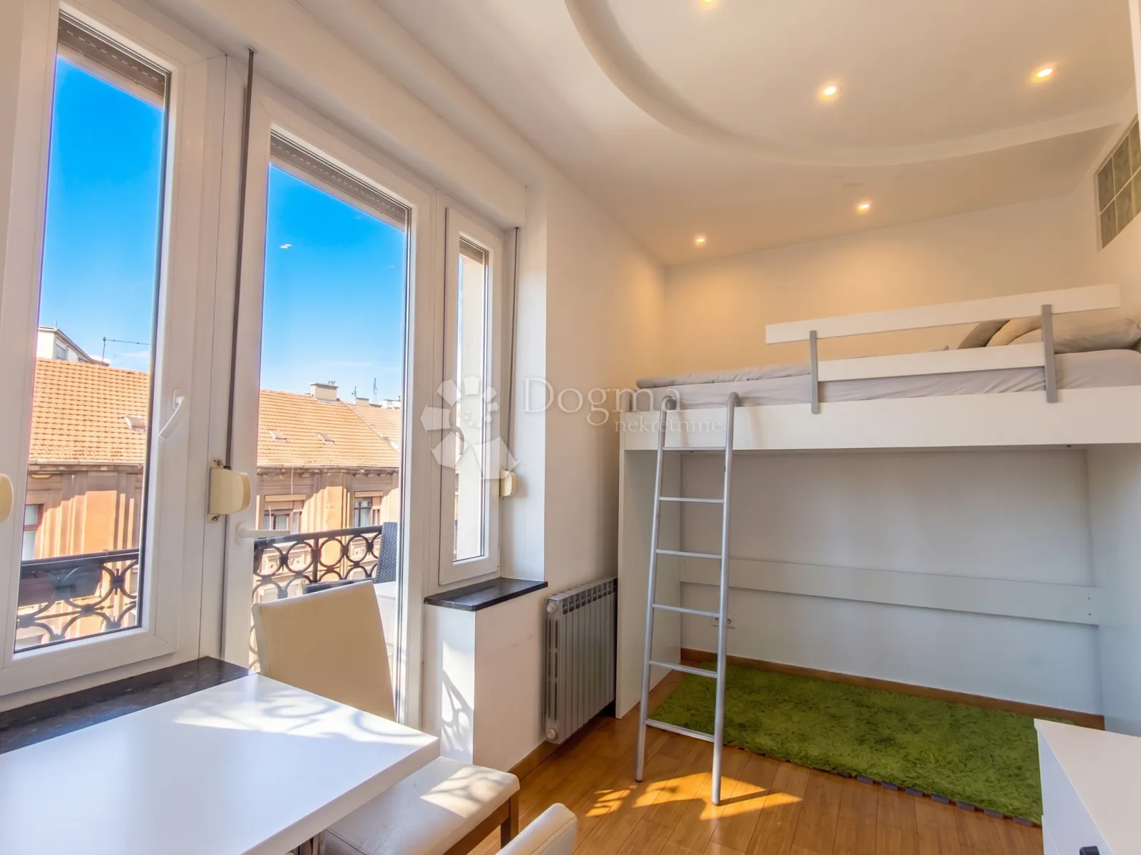 stan centar 102m2 - slika 7