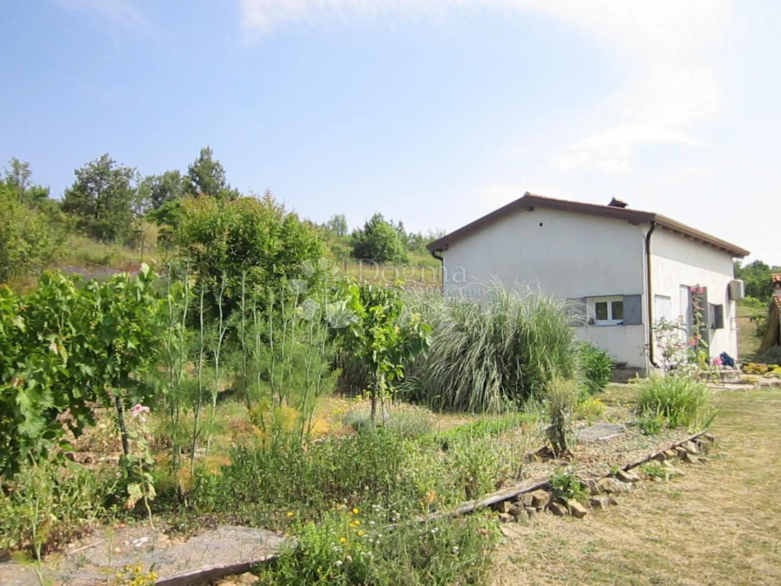 grožnjan,mala kuća s divnim pogledom - slika 2