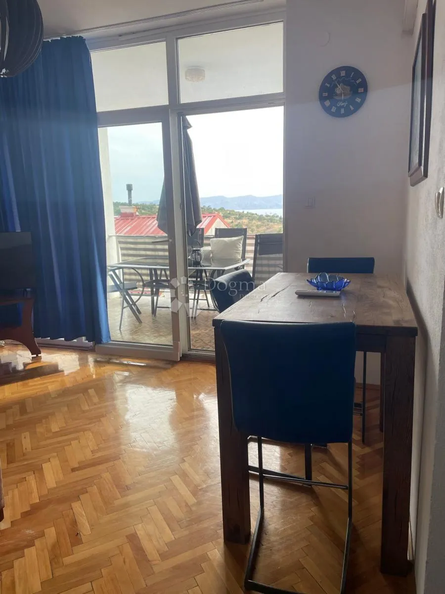 senj, kuća s dva stana i okućnicom. - slika 16