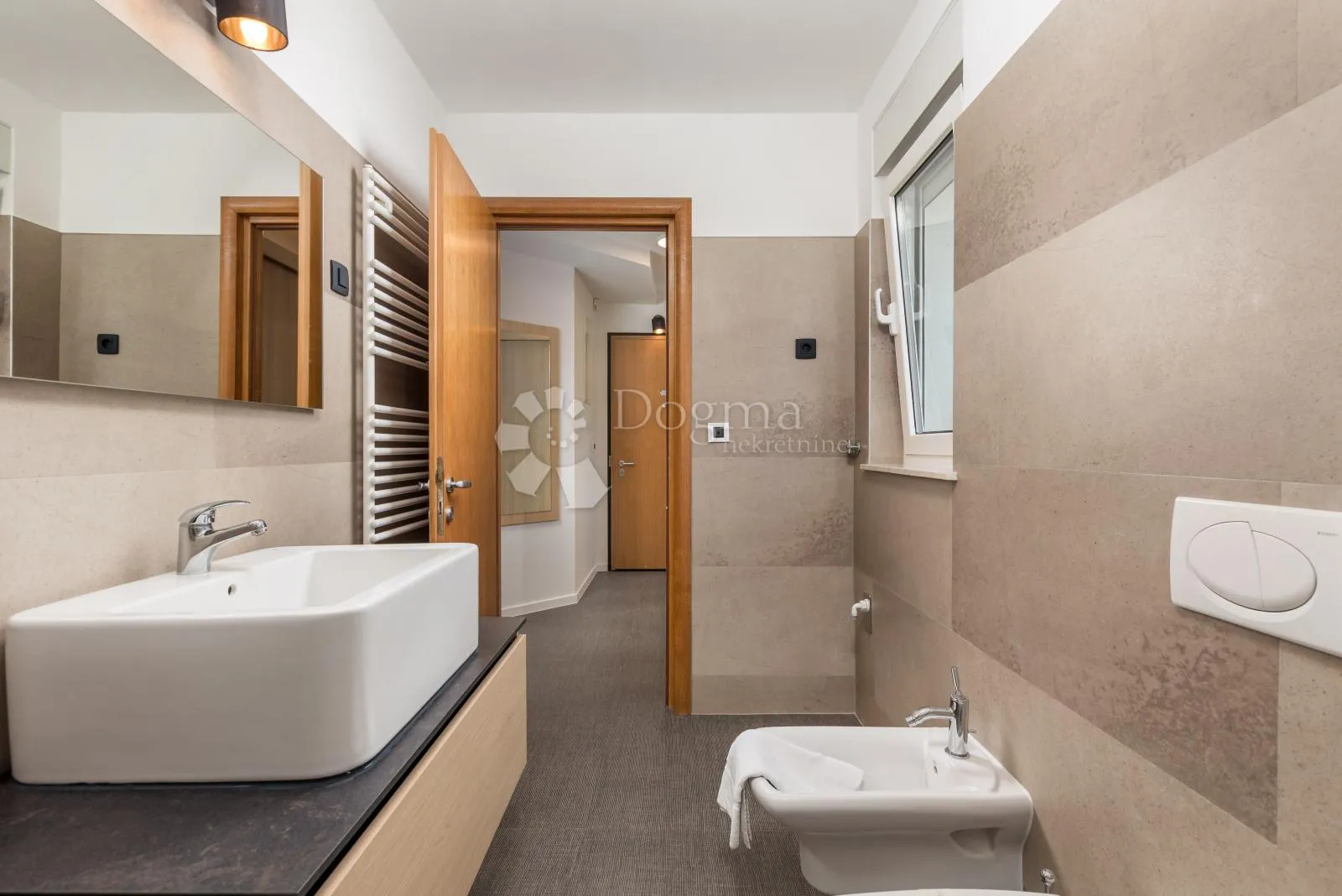ičići najam stan s pogledom na more i balkonom - slika 5