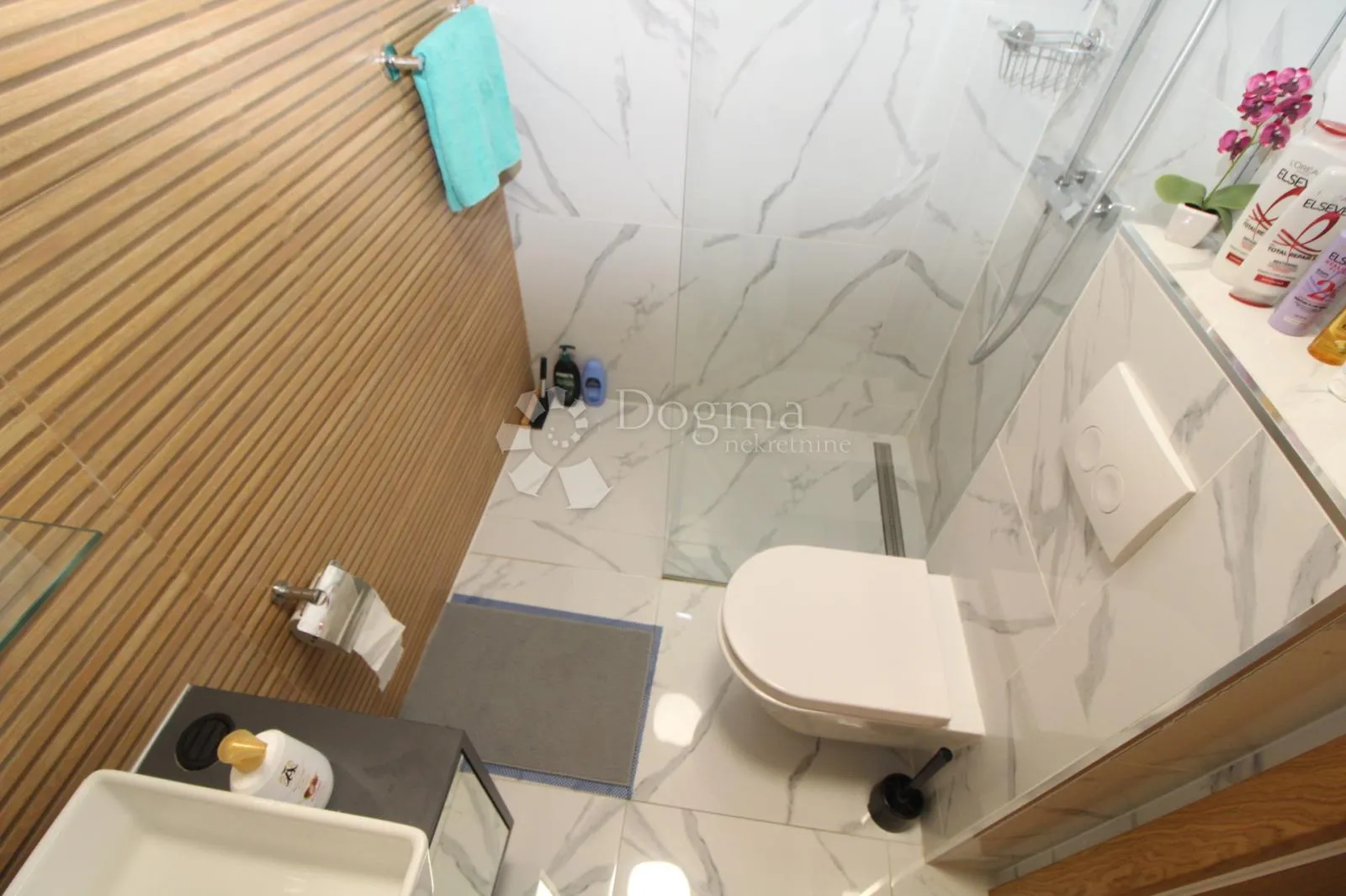 crikvenica dva apartmana - slika 20
