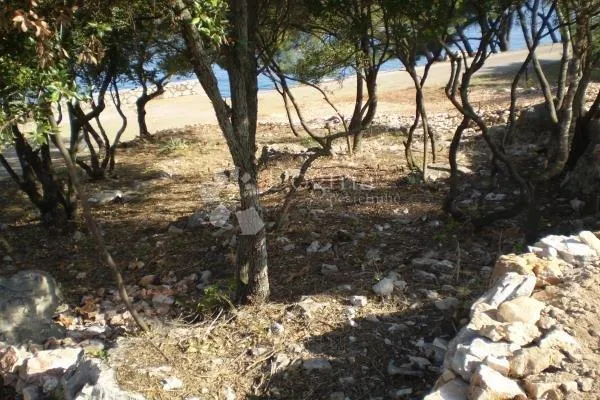 hvar- građevinsko zemljište 1. red do mora, uvala pokrivenik, 850 m² - slika 13