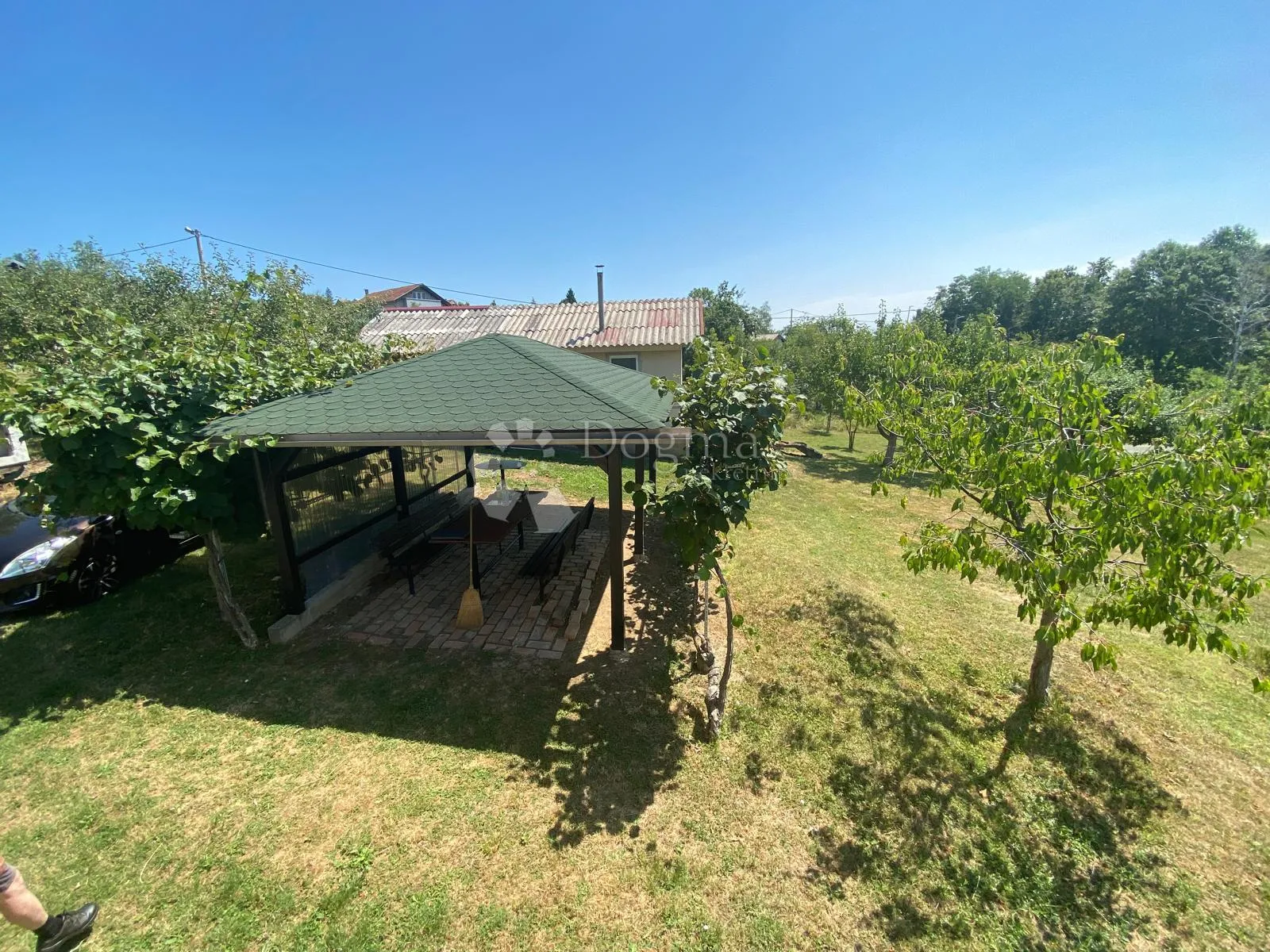 vikend kuća - građevinsko zemljište 4680 m2 - slika 8