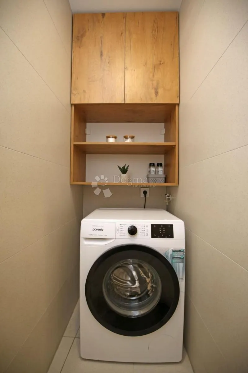 ekskluziv apartman zablaće prvi red do mora luksuz prilika - slika 26