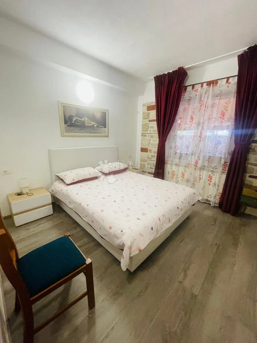 uhodani pansion na izvrsnoj lokaciji - slika 47