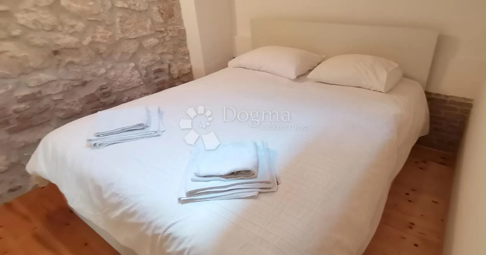 rovinj - sniženo! kuca s 3 apartmana u srcu starog grada - slika 78