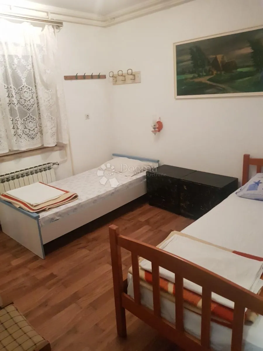 klenovica kuća za najam radnika - slika 30
