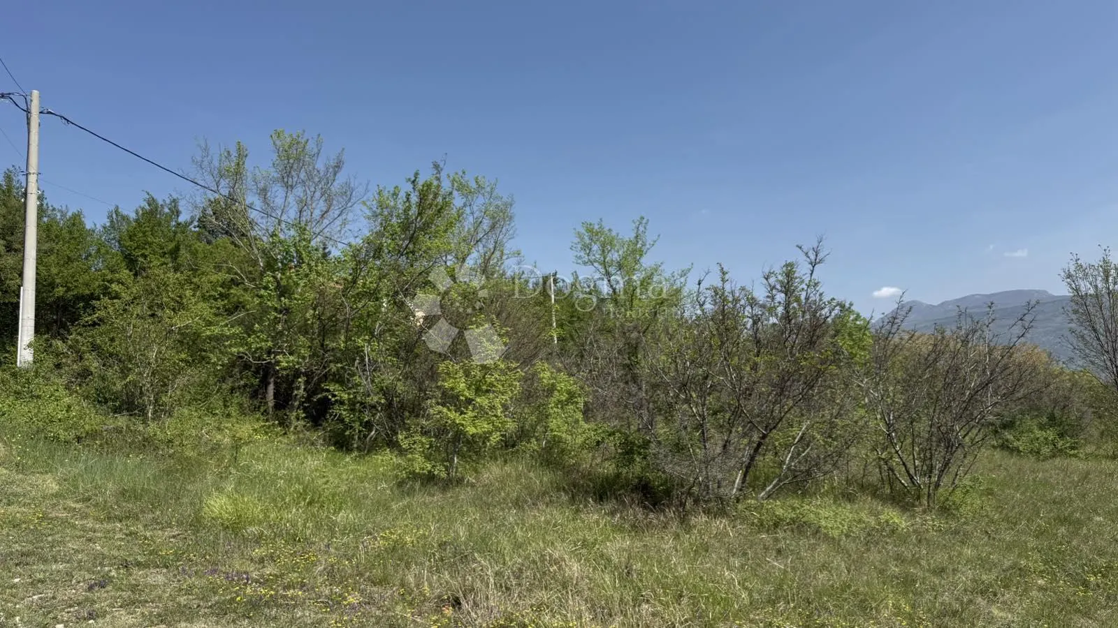 građevinsko zemljište 1297 m2 - slika 2