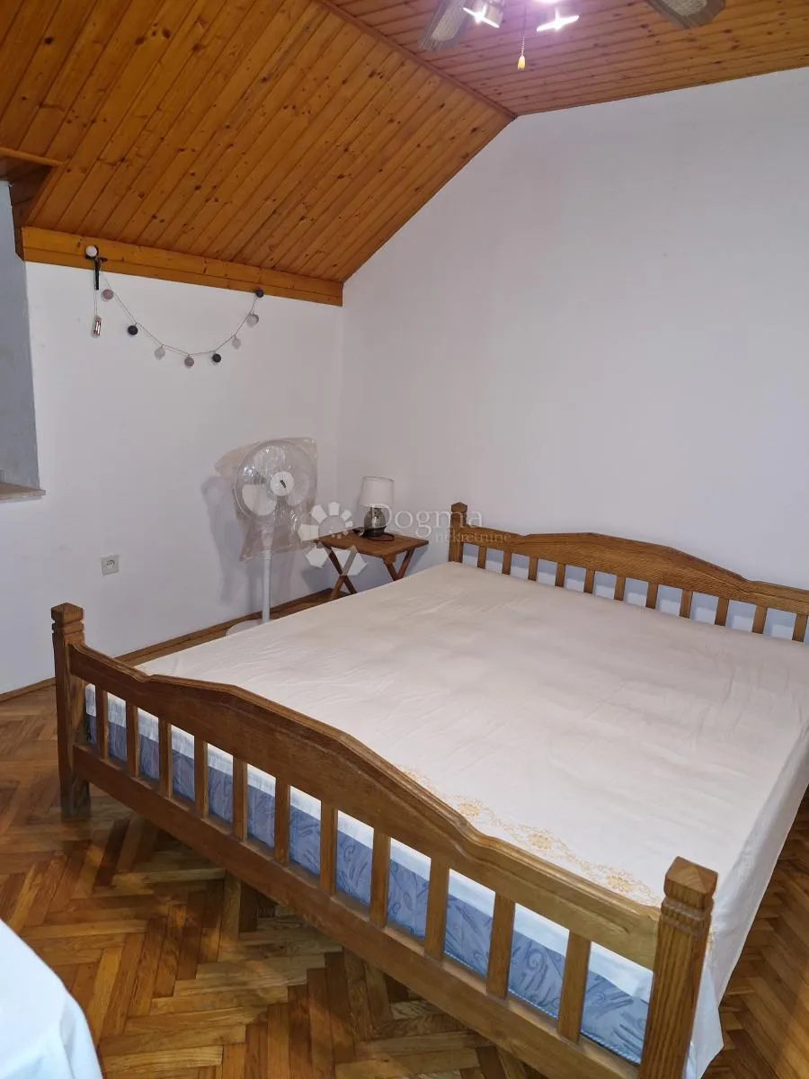 kamena kuća s poslovnim prostorom - slika 8