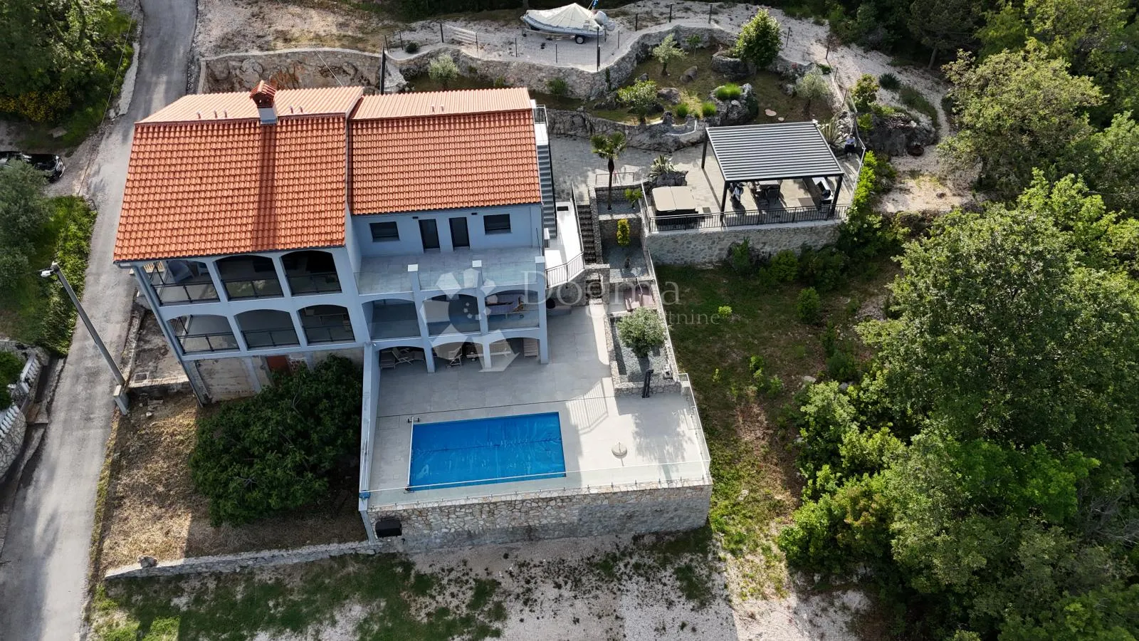 ekskluzivna nekretnina s panoramskim pogledom - slika 34