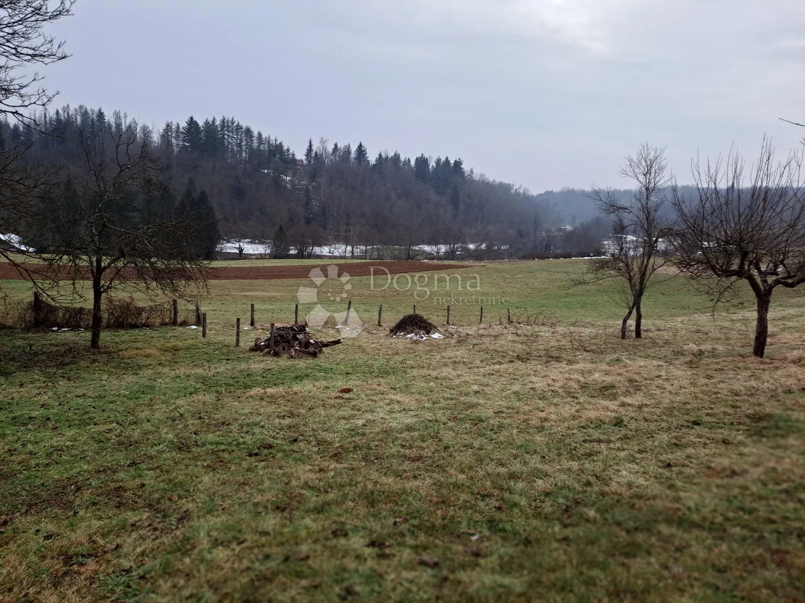 dobra lokacija s pogledom na dobru :-) - slika 6