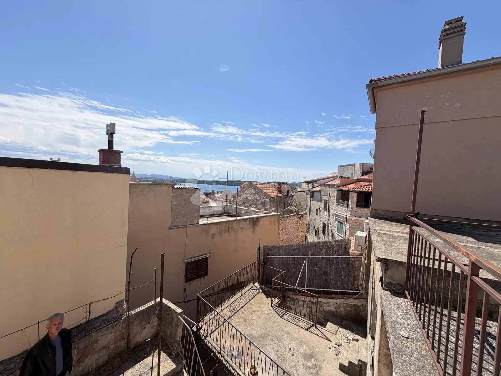 prilika!!! šibenik – gorica, dvije kuće u nizu – prilika za butični hostel ili apartmane - slika 16