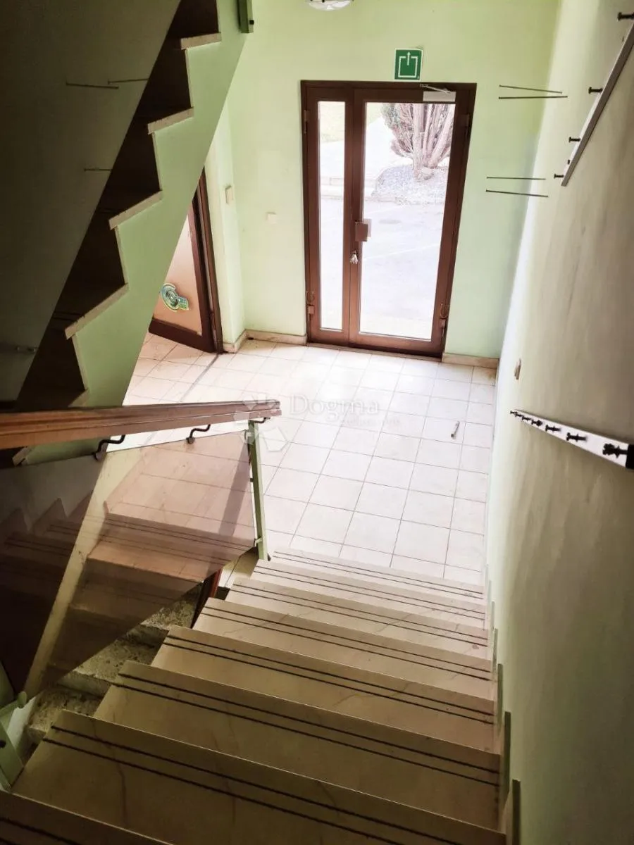 najam kompletne poslovne zgrade - slika 8