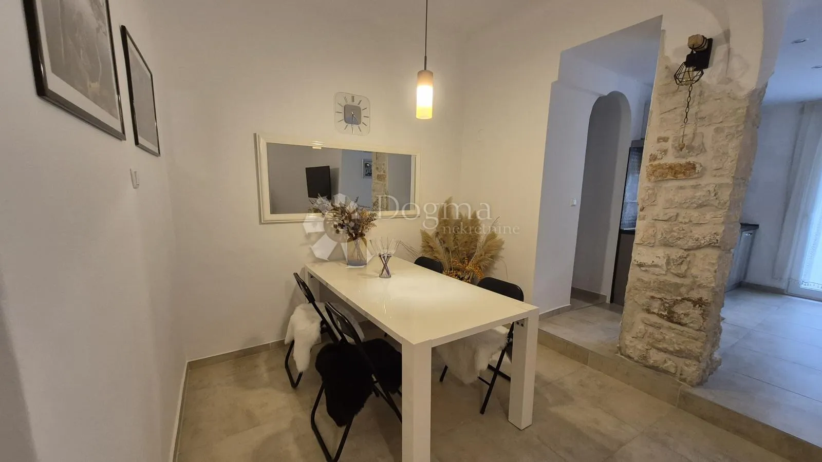 stan blizu ekonomskog fakulteta u puli, površina 79,38 m2 sa uporabnom dozvolom - slika 6