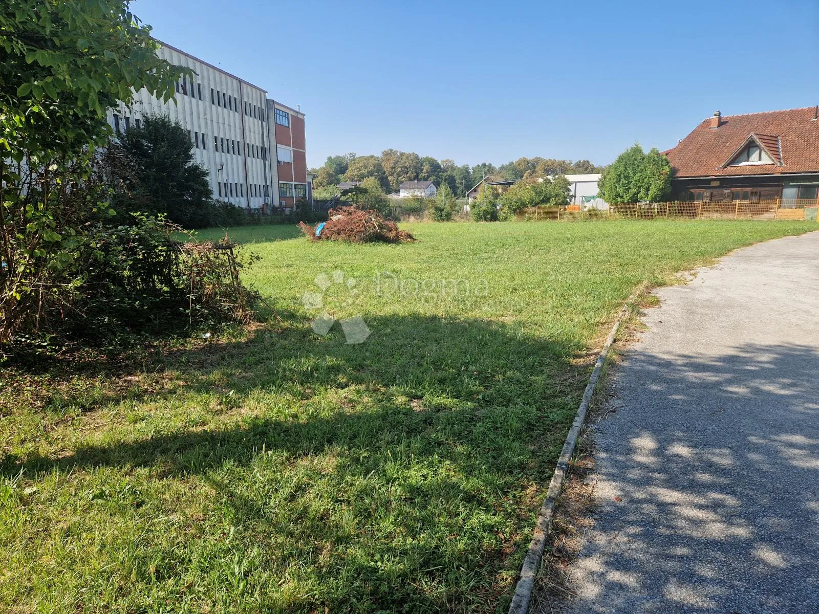 građevinsko zemljište u centru oroslavja - slika 2