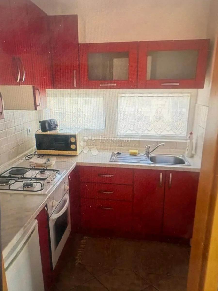 svetice 41m2 kod branimirove top lokacija najam! - slika 5
