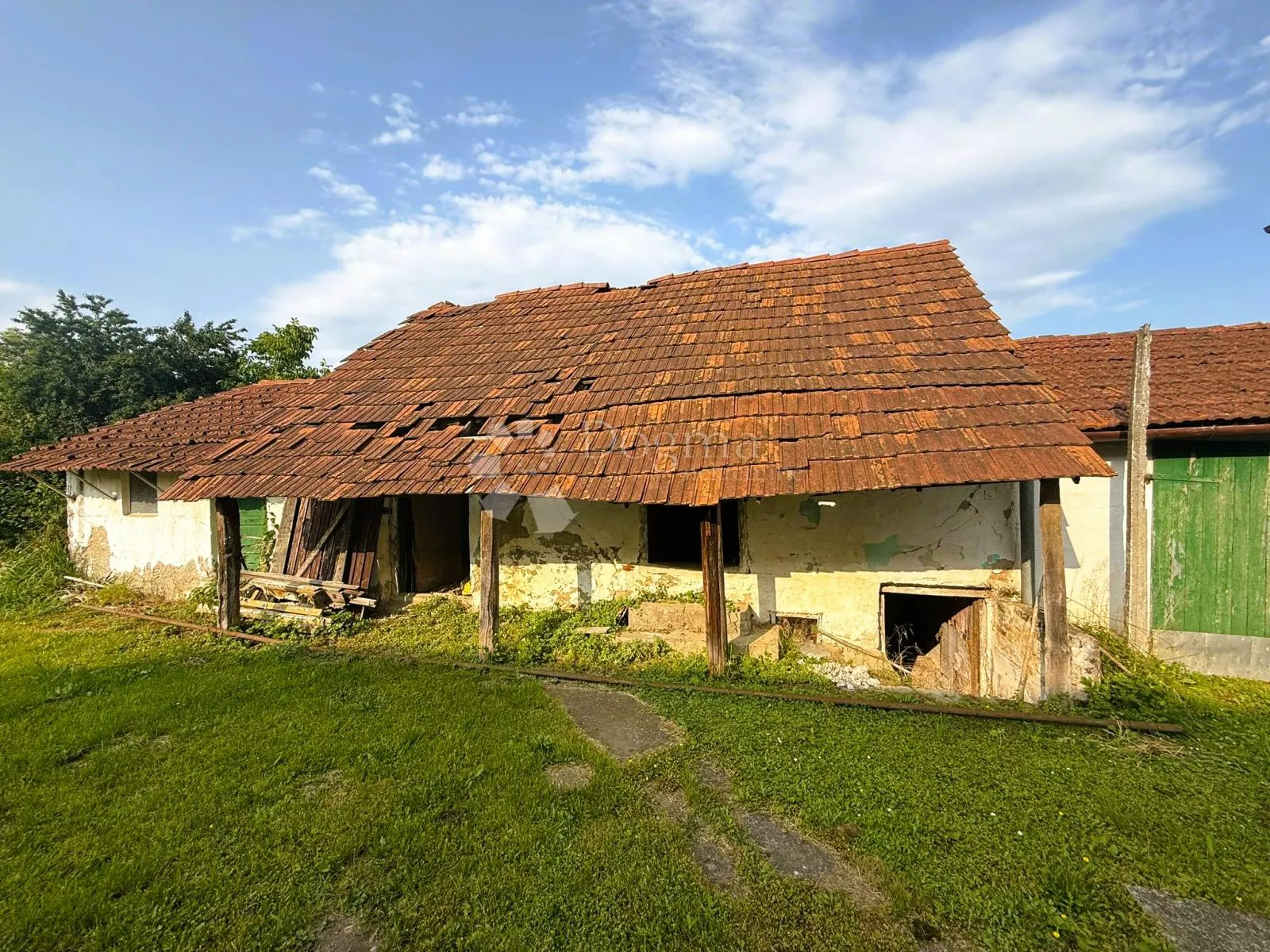 kuća za adaptaciju s velikim zemljištem - slika 16