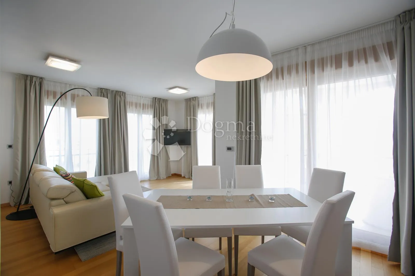 apartman prvi red do mora 3s+db - slika 6