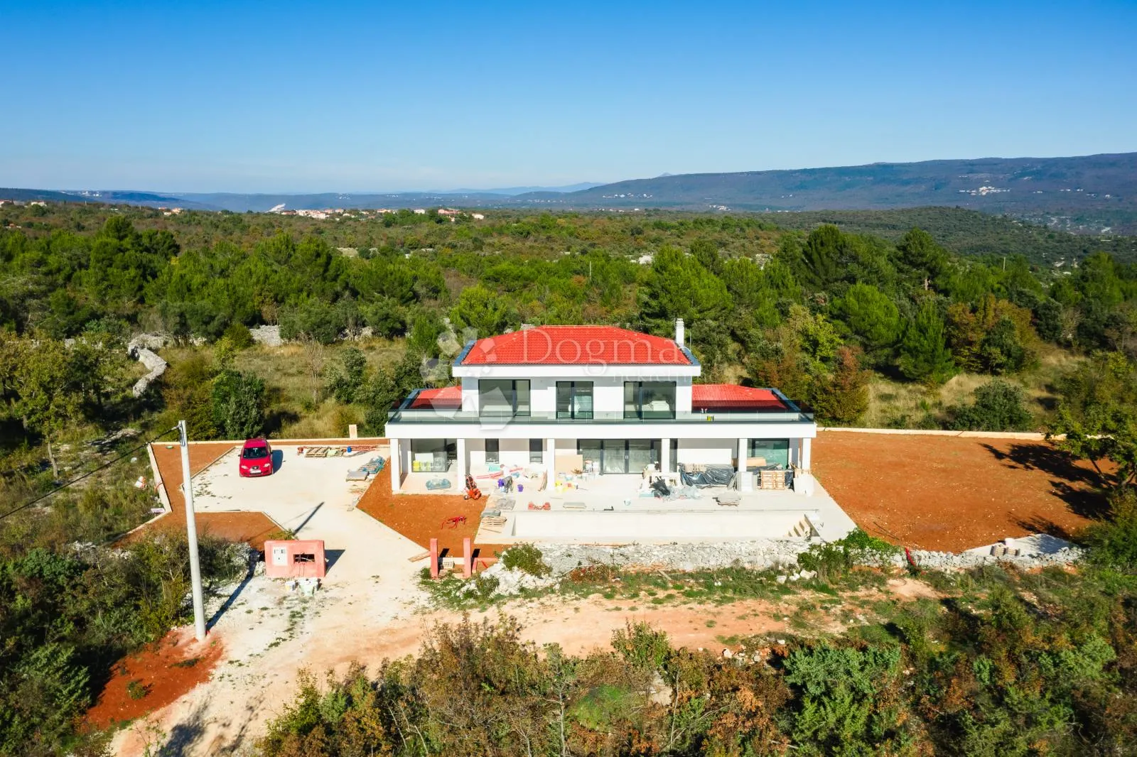 ekskluzivna vila s bazenom na osami blizu mora! - slika 16