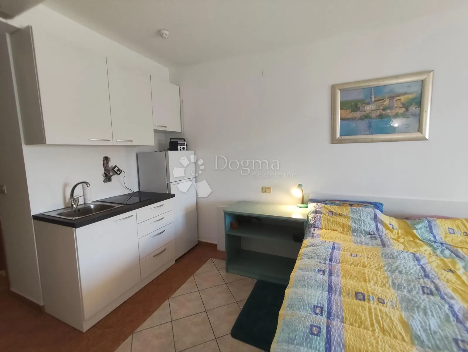 novouređeni apartman sa pogledom na more - slika 5